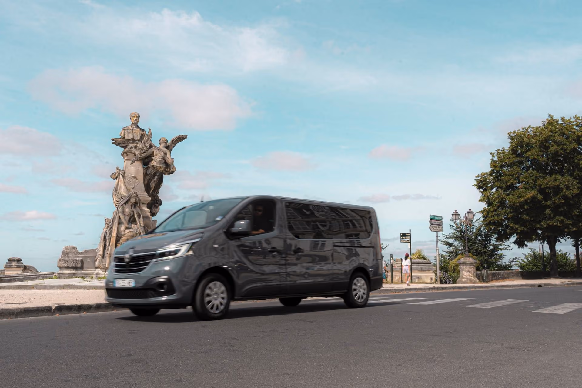 Van 8 places M.L Taxi Angoulême